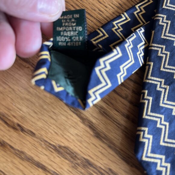 Lauren RALPH LAUREN Men’s Silk Tie  Navy Blue/Gold Uneven Stripe Design Made USA - Picture 3 of 6